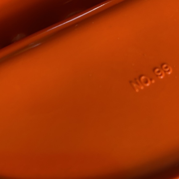 Vintage melamine orange ashtray - Picture 4 of 4